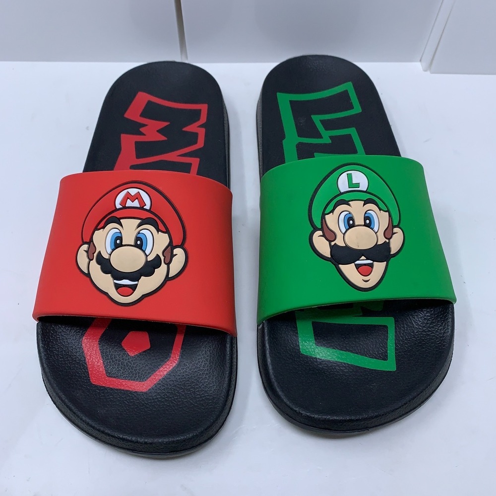 Nintendo Kids Shoe Size 5 Super Mario Mario and Luigi Mismatch Slide Sandals New